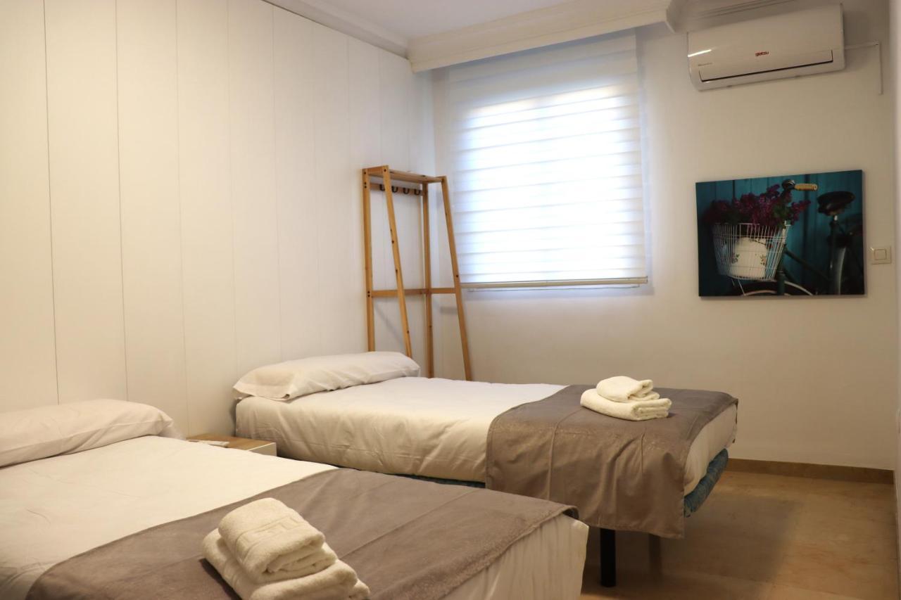 Nightinsevilla Juglar Free Parking Dış mekan fotoğraf